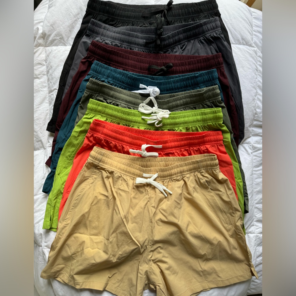 BRAND NEW Men’s dry fit workout shorts